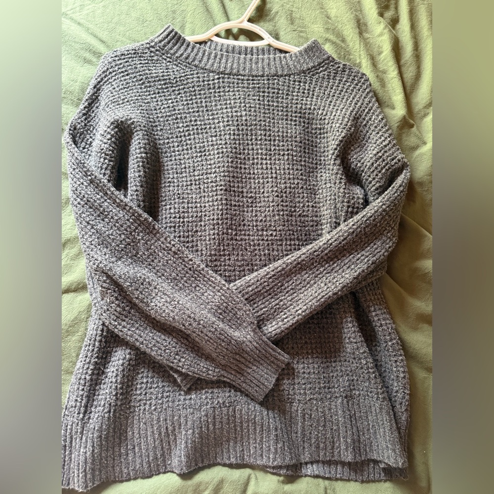 Gray American Eagle Sweater